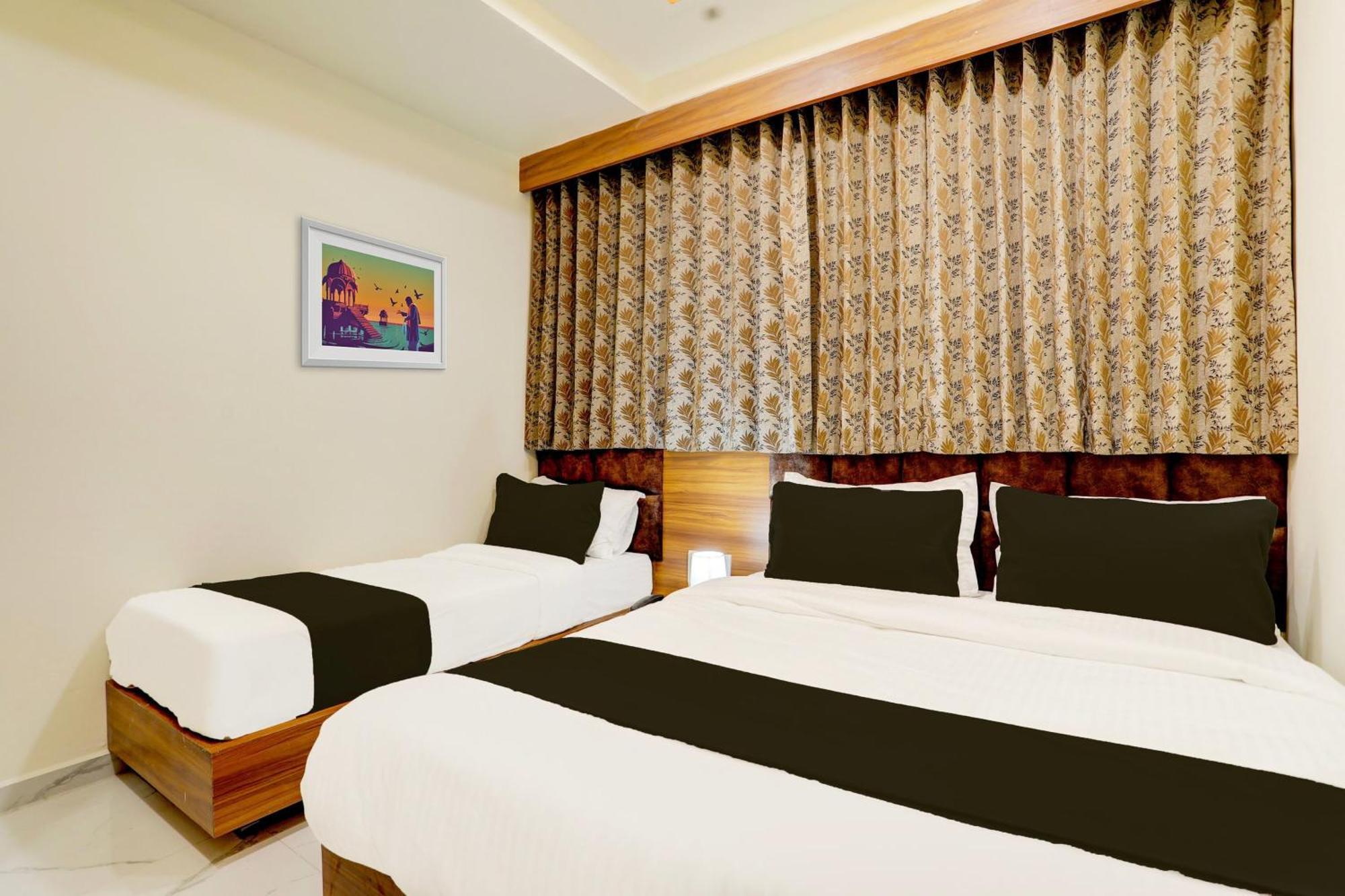 Hotel O Sun Light Ahmedabad Eksteriør bilde