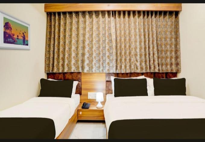 Hotel O Sun Light Ahmedabad Eksteriør bilde